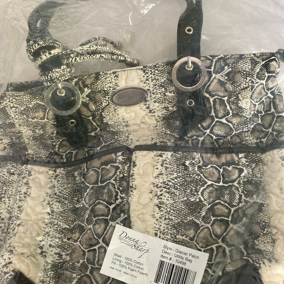 NWT Gorgeous Quilted Donna Sharp Purse! Snakeskin pattern! - Picture 7 of 9